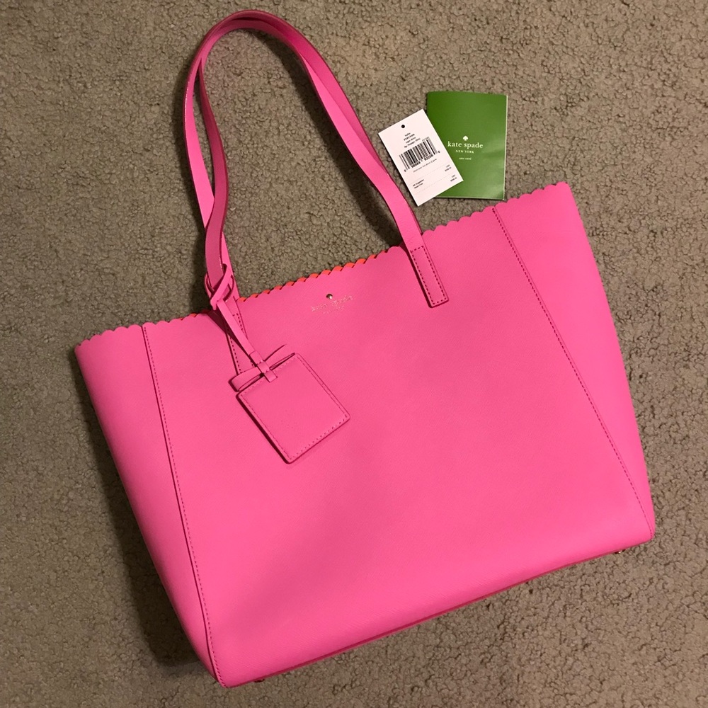 ❗️SOLD❗️Kate Spade Cape Drive Hallie Tote - Picture 3 of 8